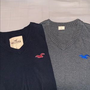 2 Hollister men’s v neck sweaters